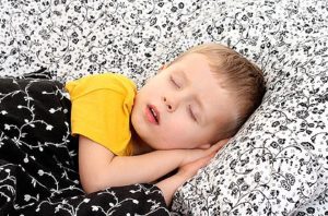 disturbi-sonno-bambini-apnee-notturne